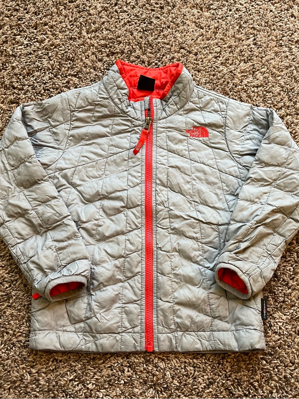 The North Face Kids Jacket - Light Gray with Red Trim - Size 5